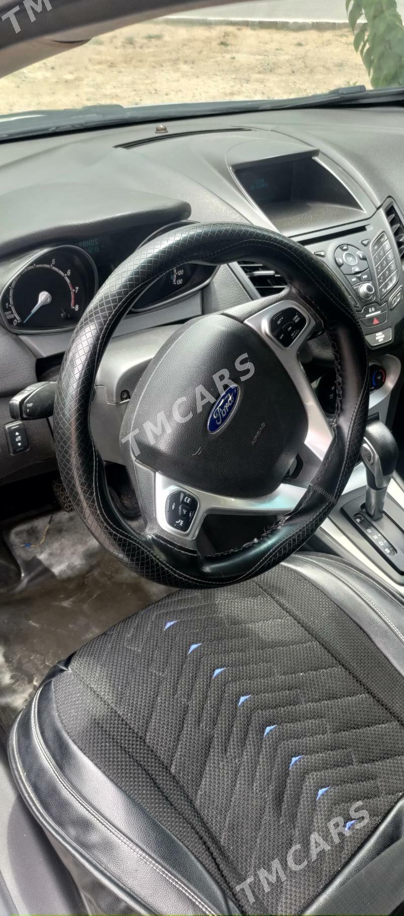 Ford Fiesta 2017 - 106 000 TMT - 9 мкр - img 4