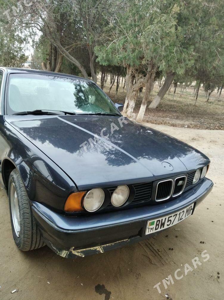 BMW 535 1991 - 30 000 TMT - Векильбазар - img 3