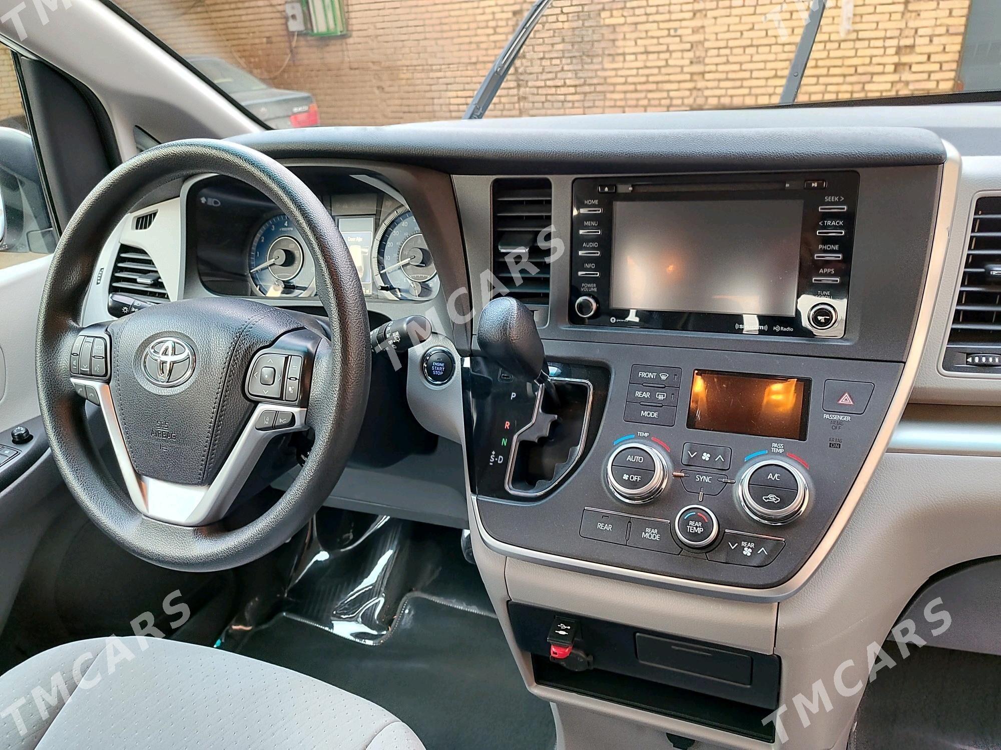 Toyota Sienna 2020 - 410 000 TMT - Кака - img 5