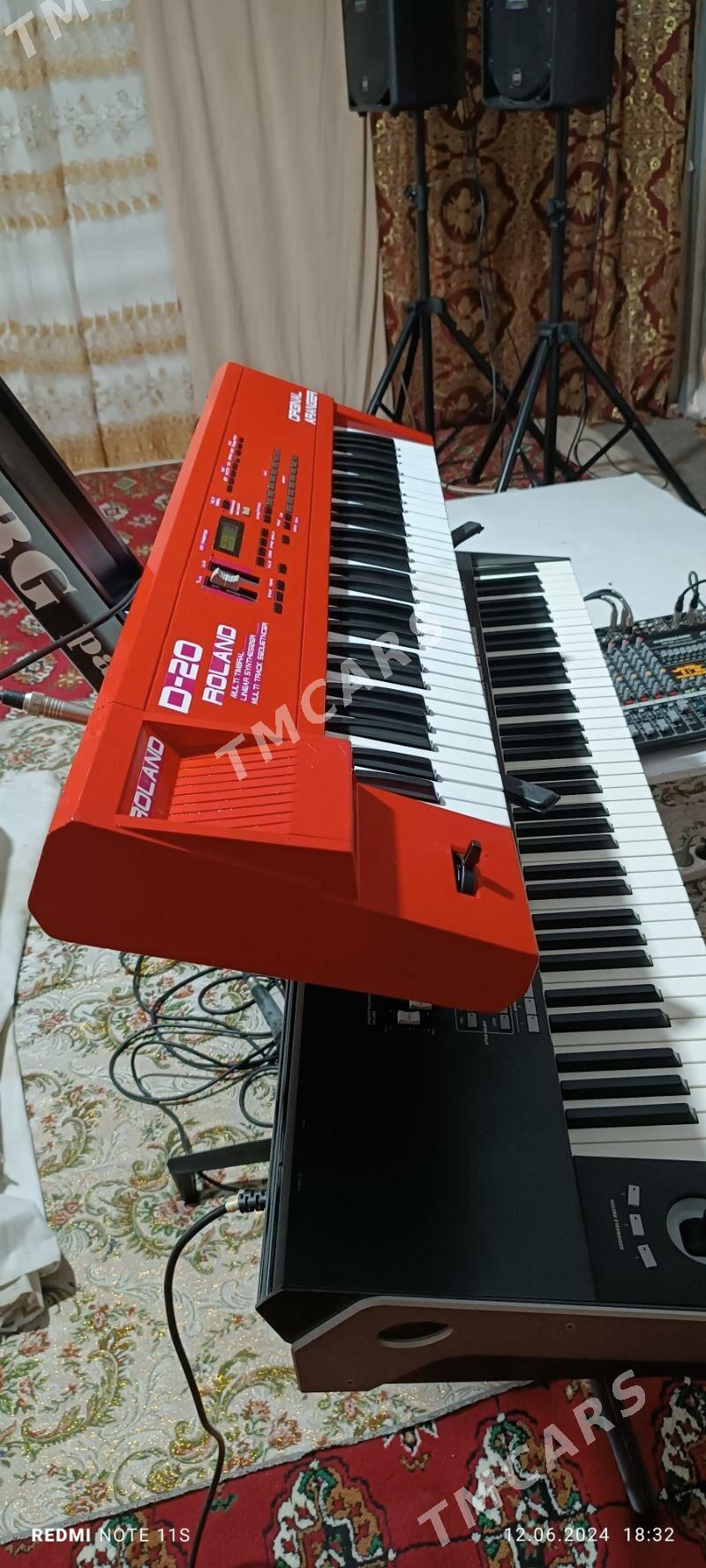 Korg pa 3 x&Rolond D 20 - Aşgabat - img 5