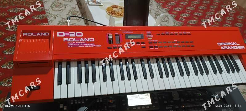 Korg pa 3 x&Rolond D 20 - Aşgabat - img 6