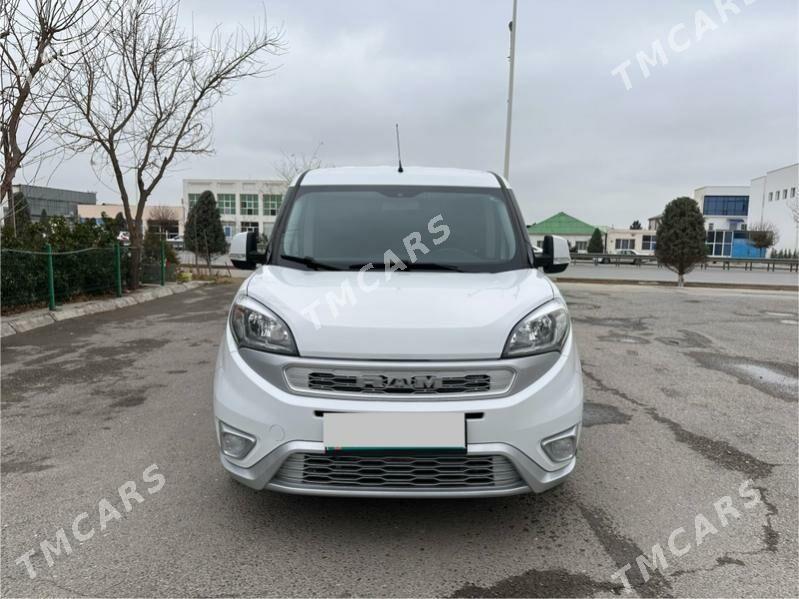 Renault Duster 2019 - 223 000 TMT - Aşgabat - img 3