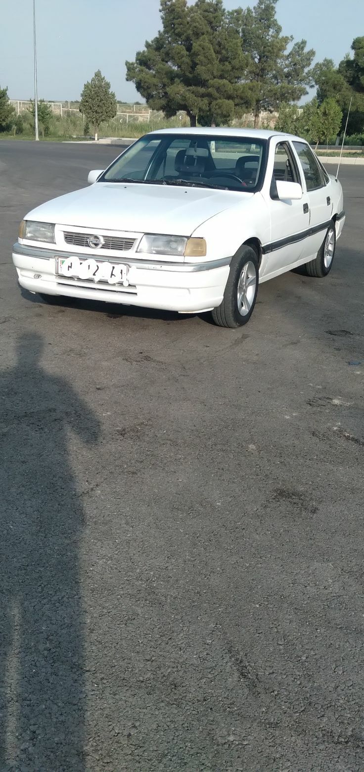 Opel Vectra 1995 - 35 000 TMT - Анев - img 6