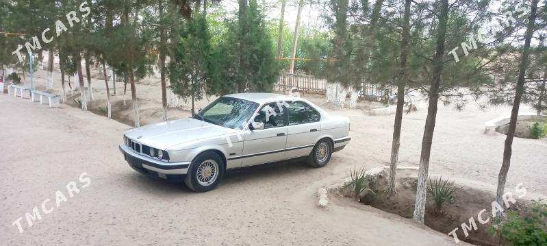 BMW 528 1991 - 45 000 TMT - Мары - img 3