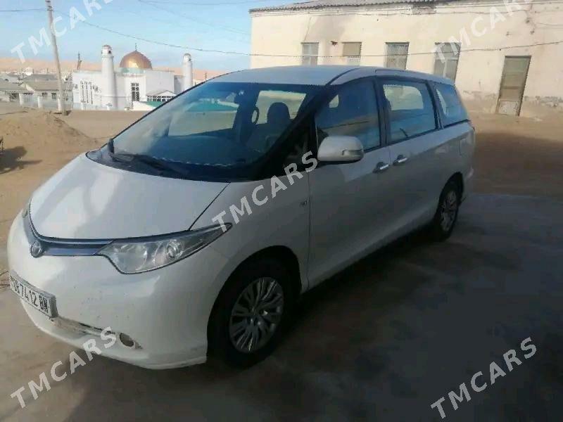 Toyota Sienna 2002 - 110 000 TMT - Balkanabat - img 2