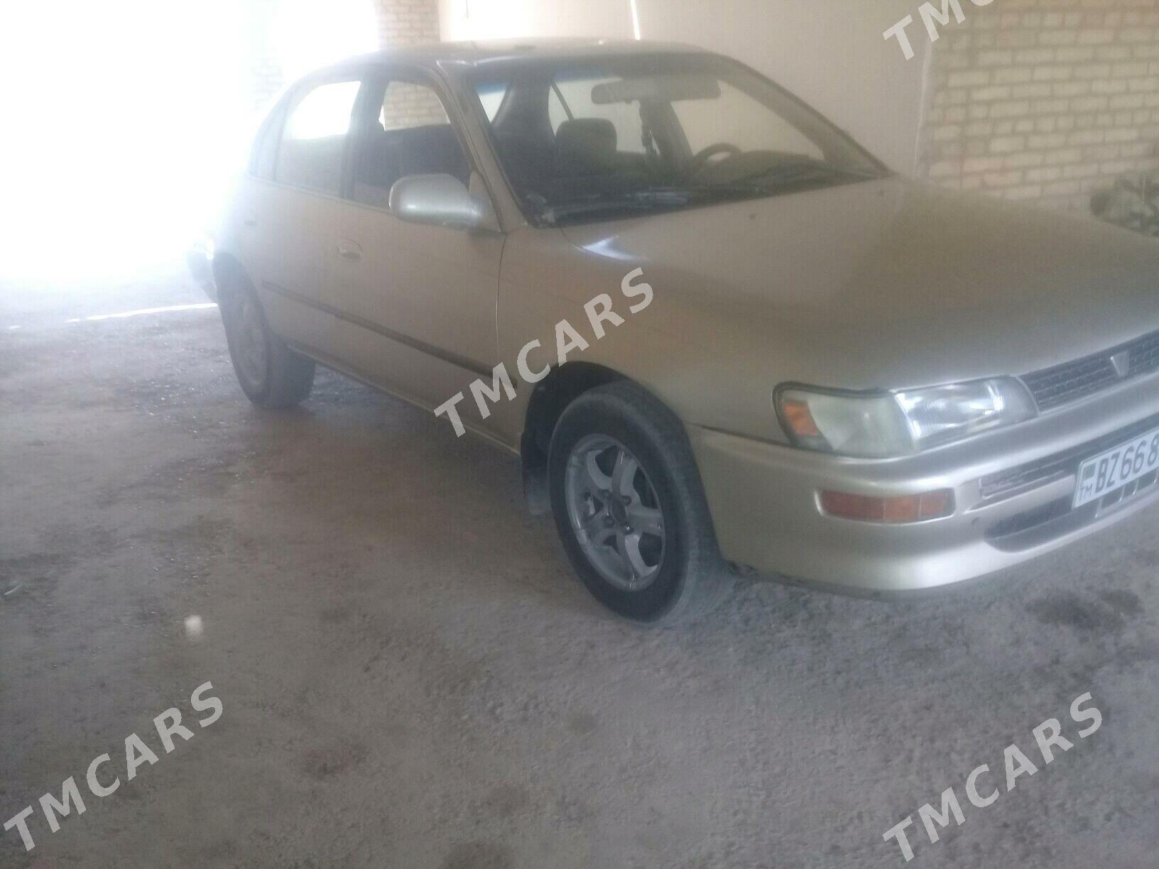 Toyota Corolla 1994 - 38 000 TMT - Сакар - img 3