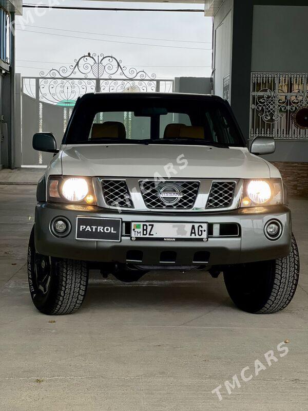 Nissan Patrol 2004 - 650 000 TMT - Ашхабад - img 2