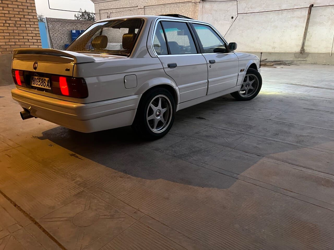 BMW 3 Series 1989 - 75 000 TMT - Серахс - img 9