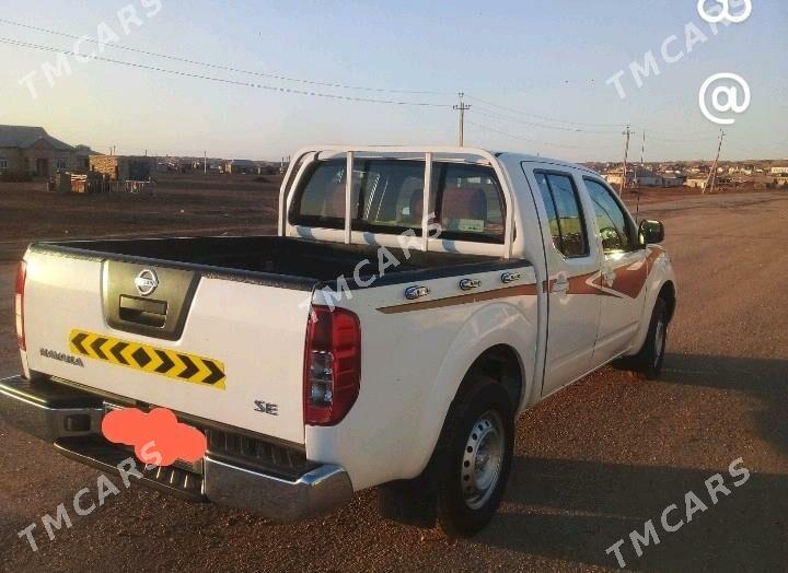 Nissan Navara 2011 - 160 000 TMT - Esenguly - img 2