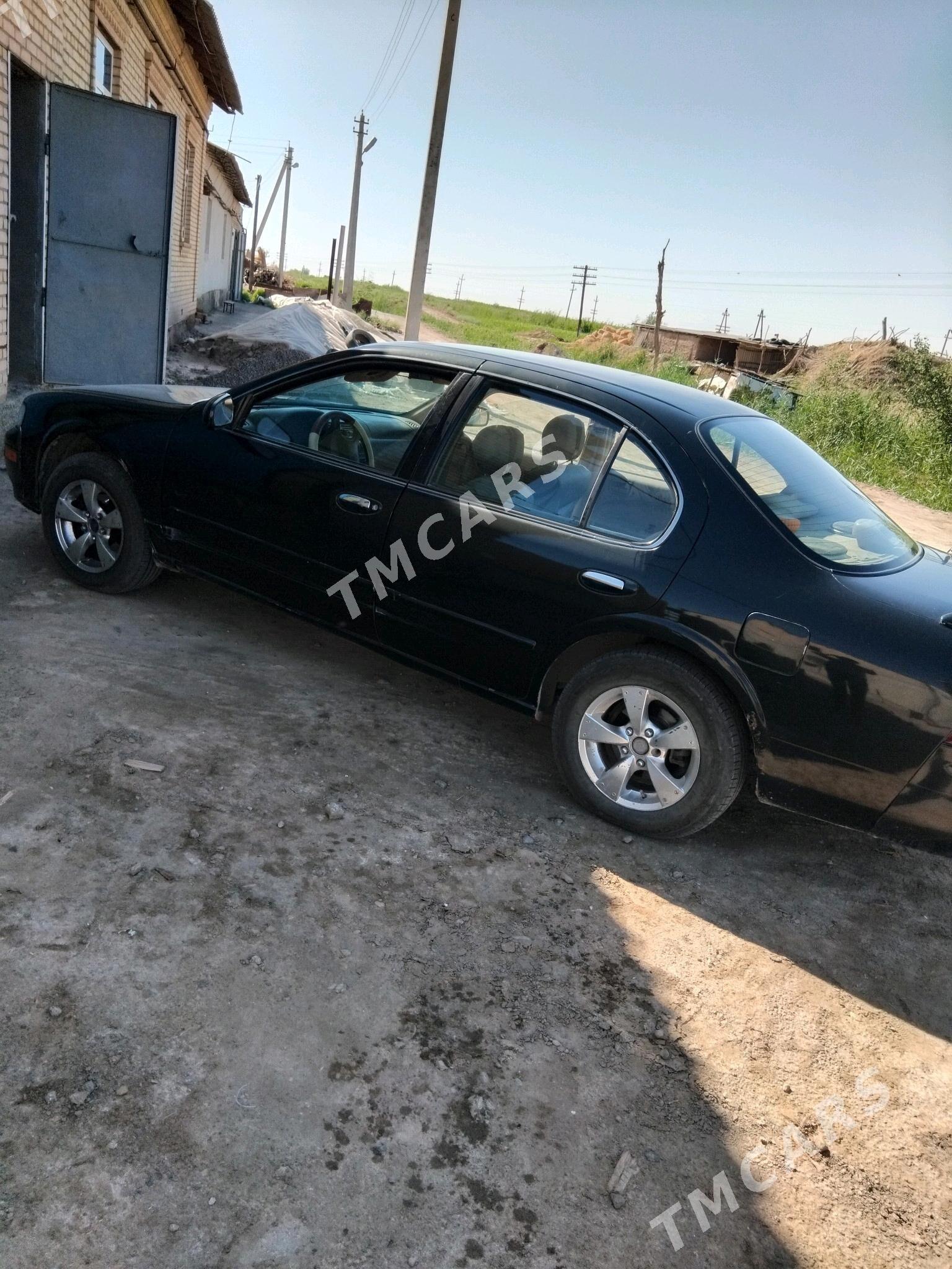 Nissan Maxima 1997 - 43 000 TMT - Дянев - img 4