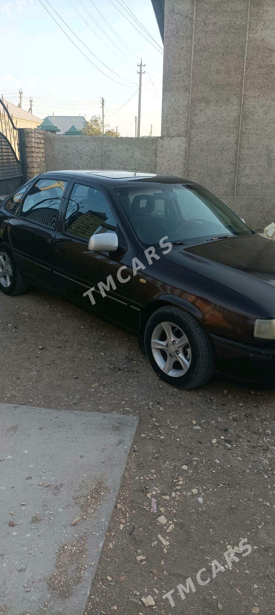 Opel Vectra 1991 - 25 000 TMT - Gumdag - img 2