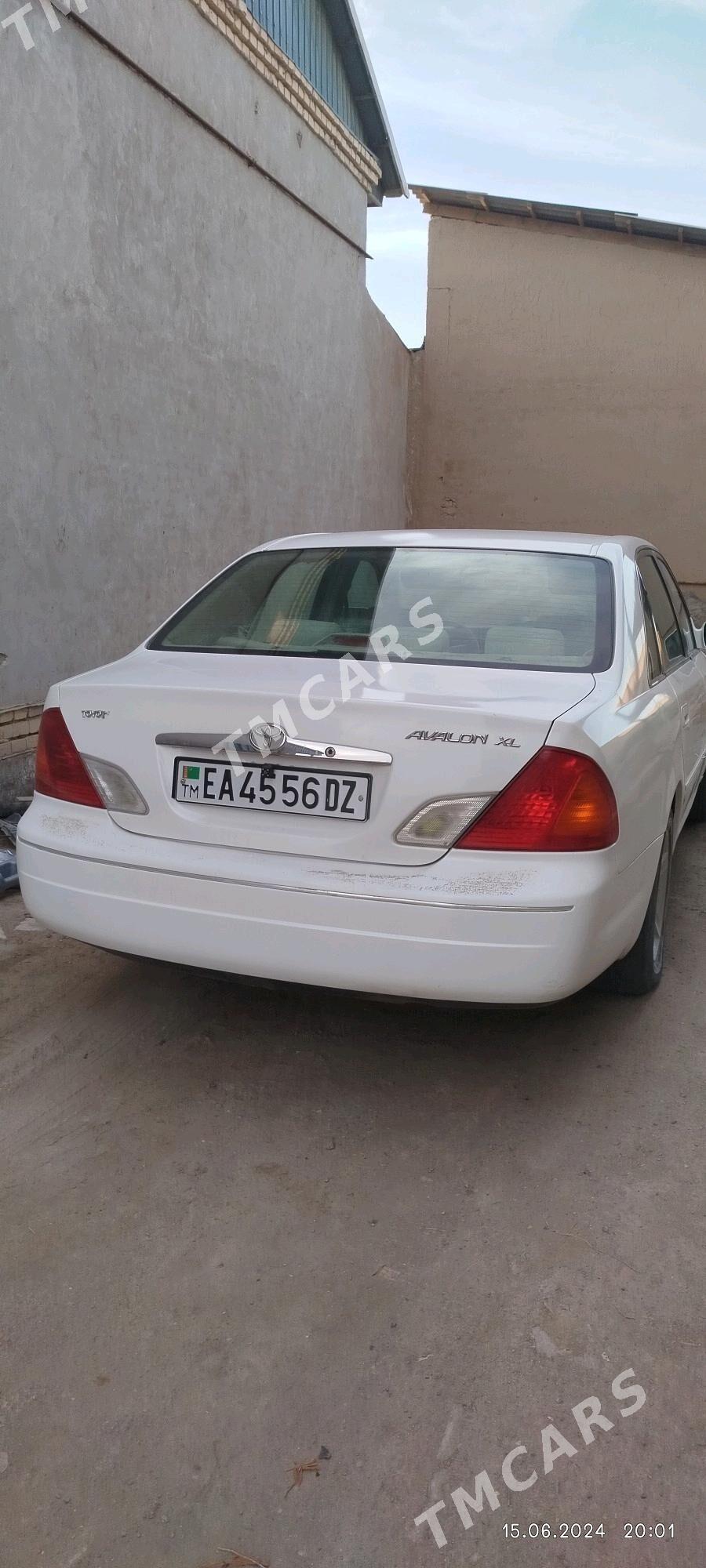 Toyota Avalon 2000 - 120 000 TMT - Köneürgenç - img 3