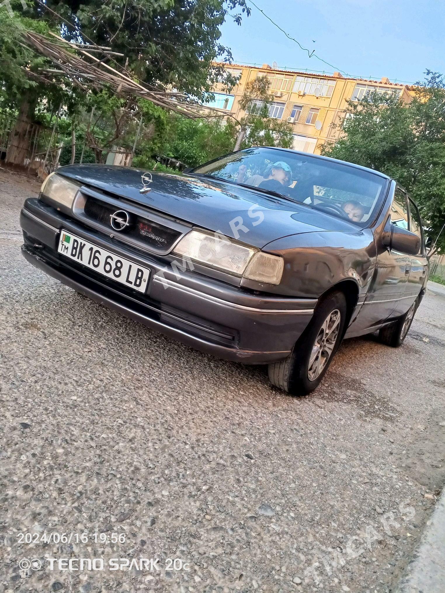 Opel Vectra 1992 - 25 000 TMT - Seýdi - img 4