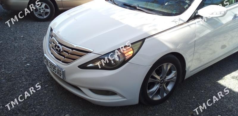 Hyundai Sonata 2012 - 130 000 TMT - Гёкдепе - img 4