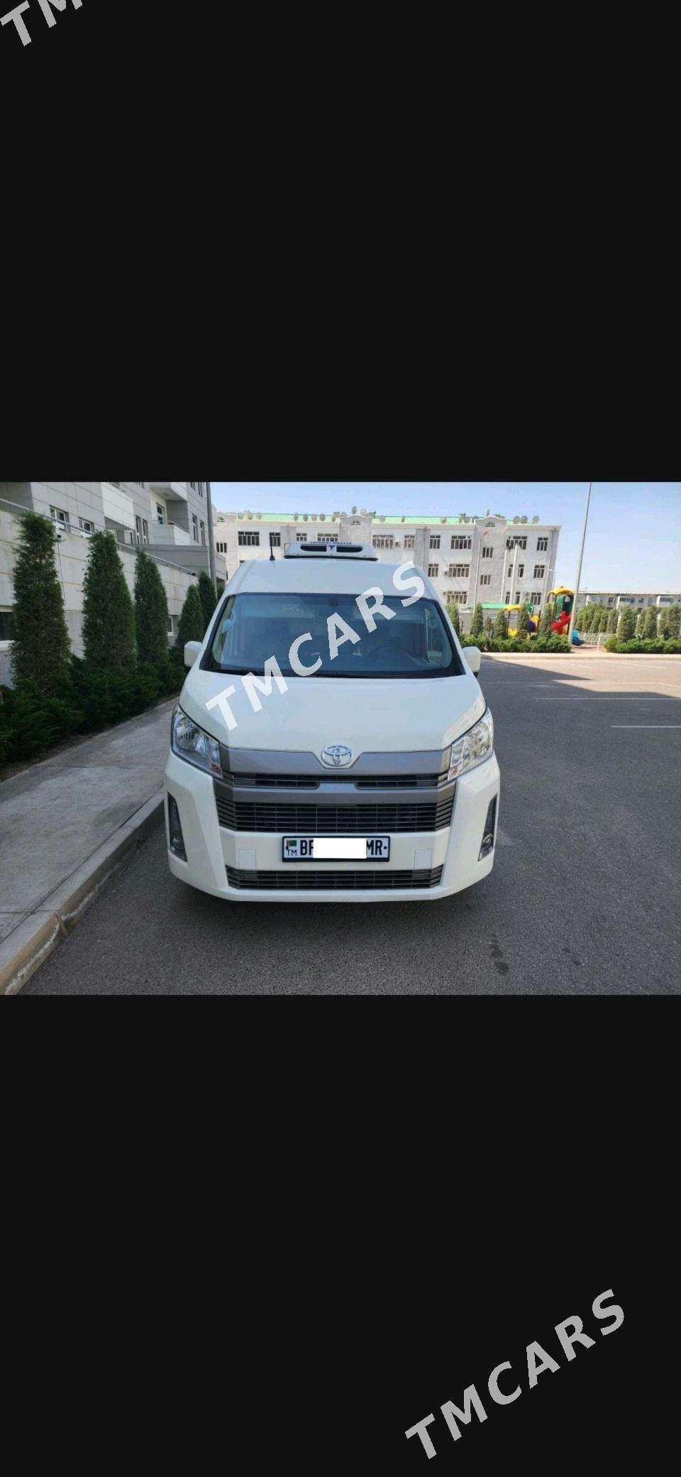 Toyota Hiace 2020 - 700 000 TMT - Мары - img 10