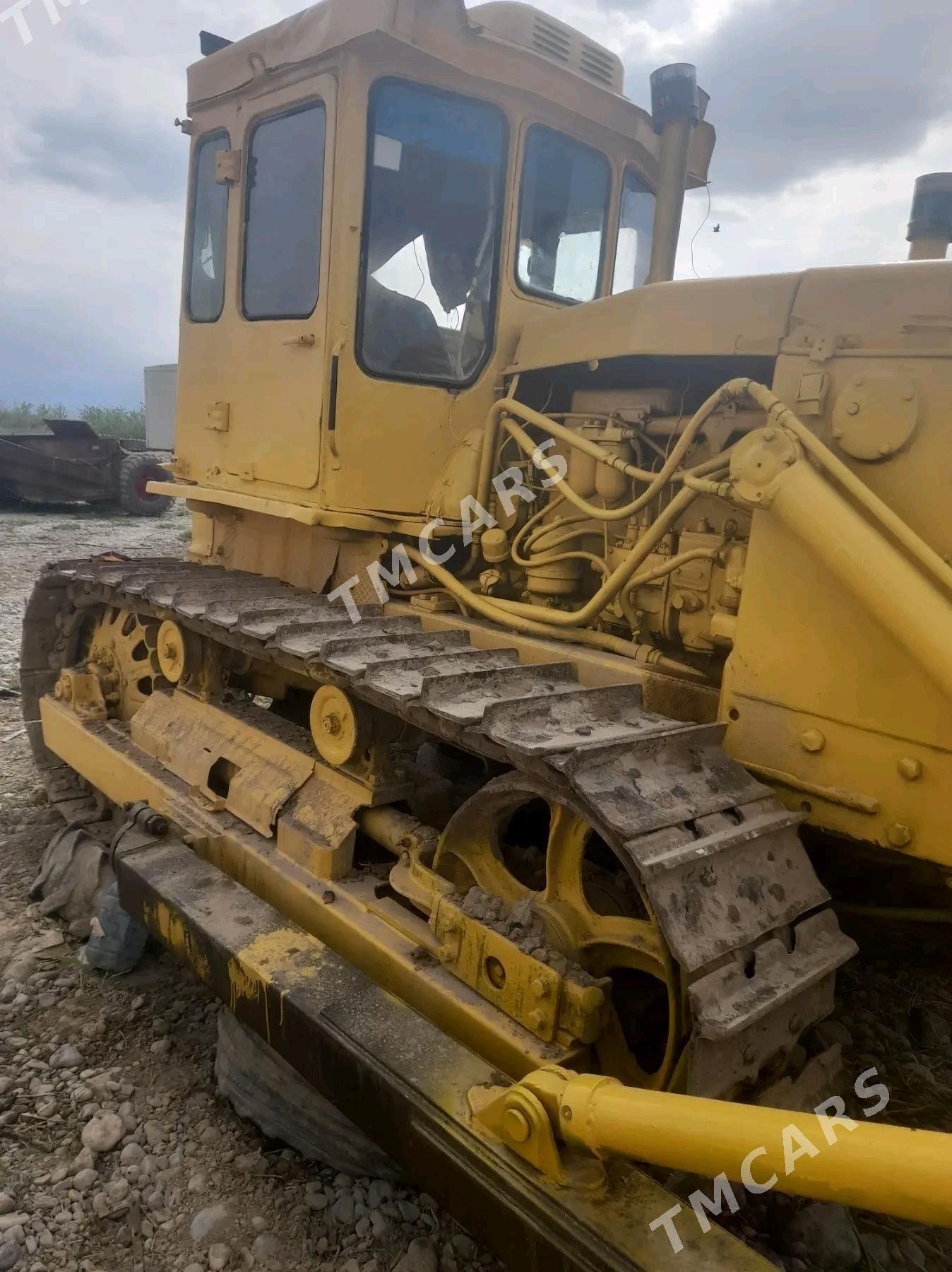 Caterpillar Dozer 1981 - 70 000 TMT - Кака - img 2