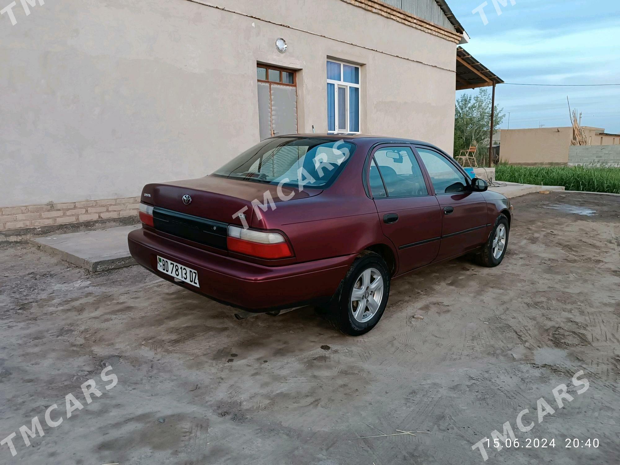 Toyota Corolla 1997 - 60 000 TMT - Кёнеургенч - img 4