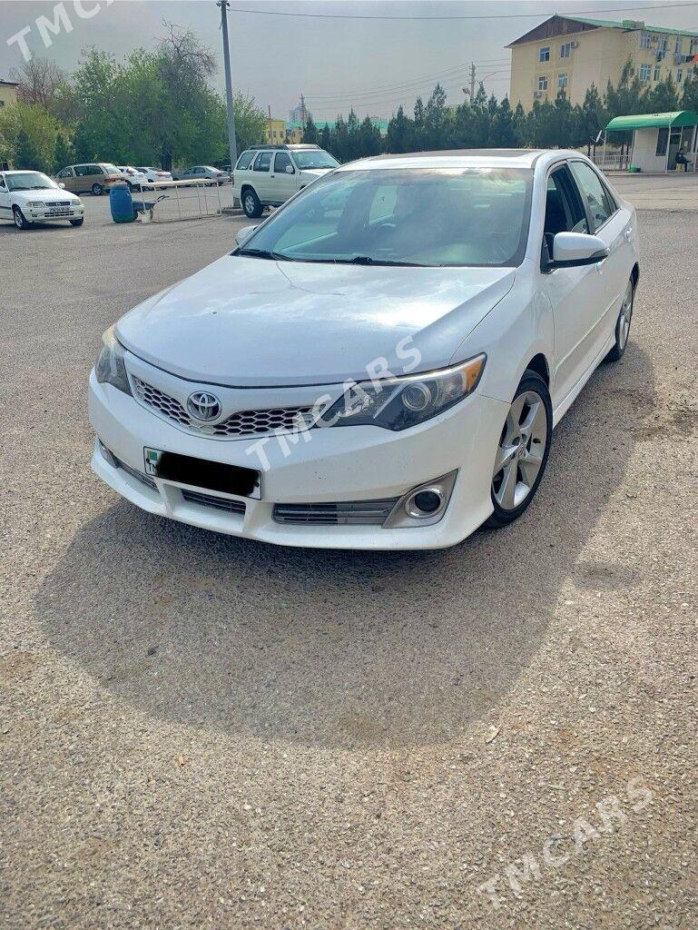 Toyota Camry 2012 - 220 000 TMT - 3 мкр - img 3