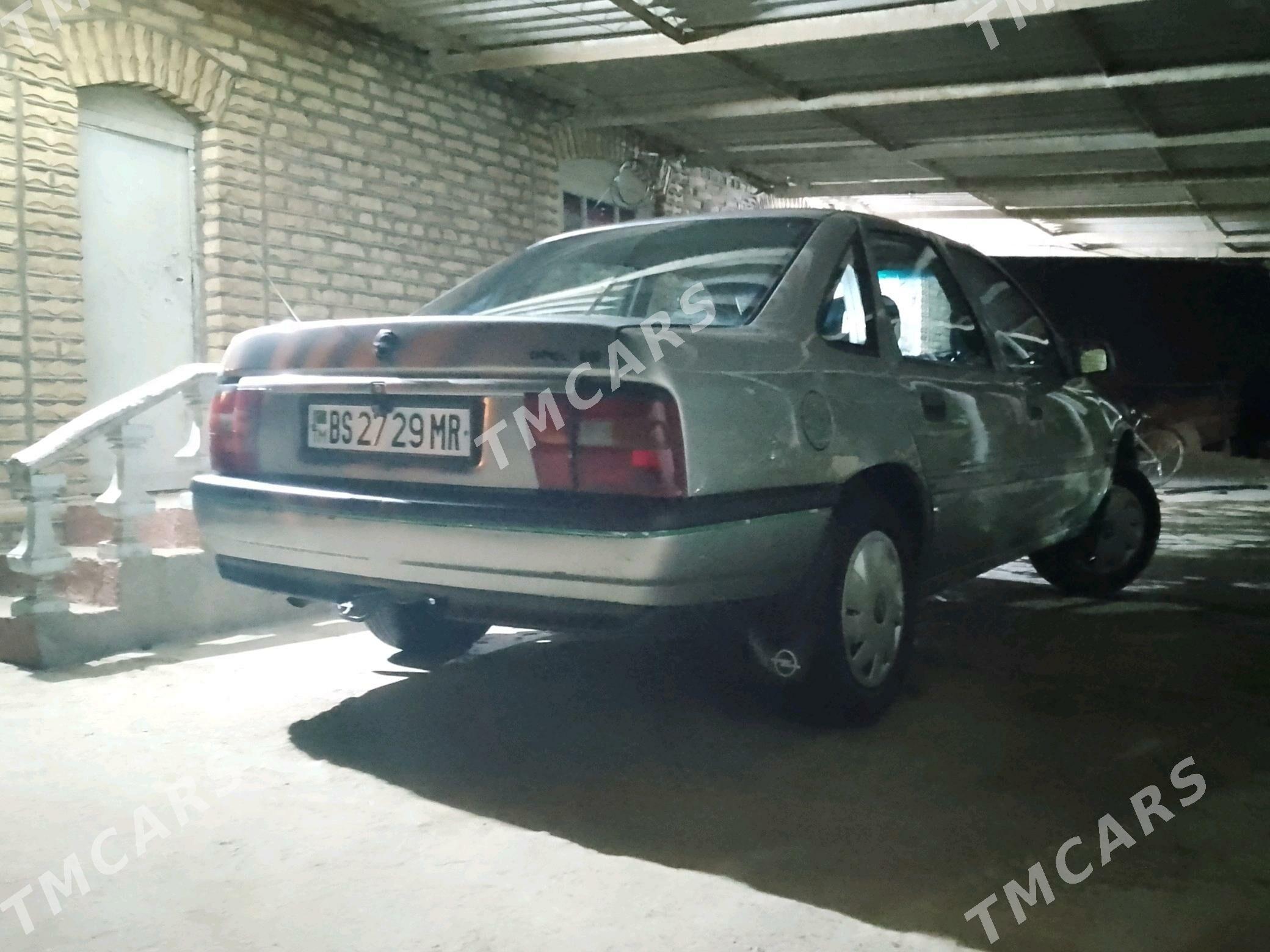 Opel Vectra 1991 - 27 000 TMT - Мары - img 2