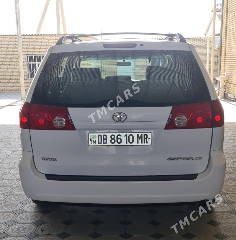 Toyota Sienna 2007 - 185 000 TMT - Мары - img 2