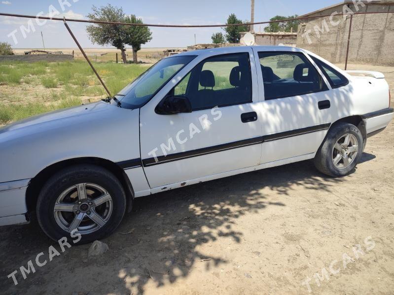 Opel Vectra 1991 - 25 000 TMT - Gyzylarbat - img 2