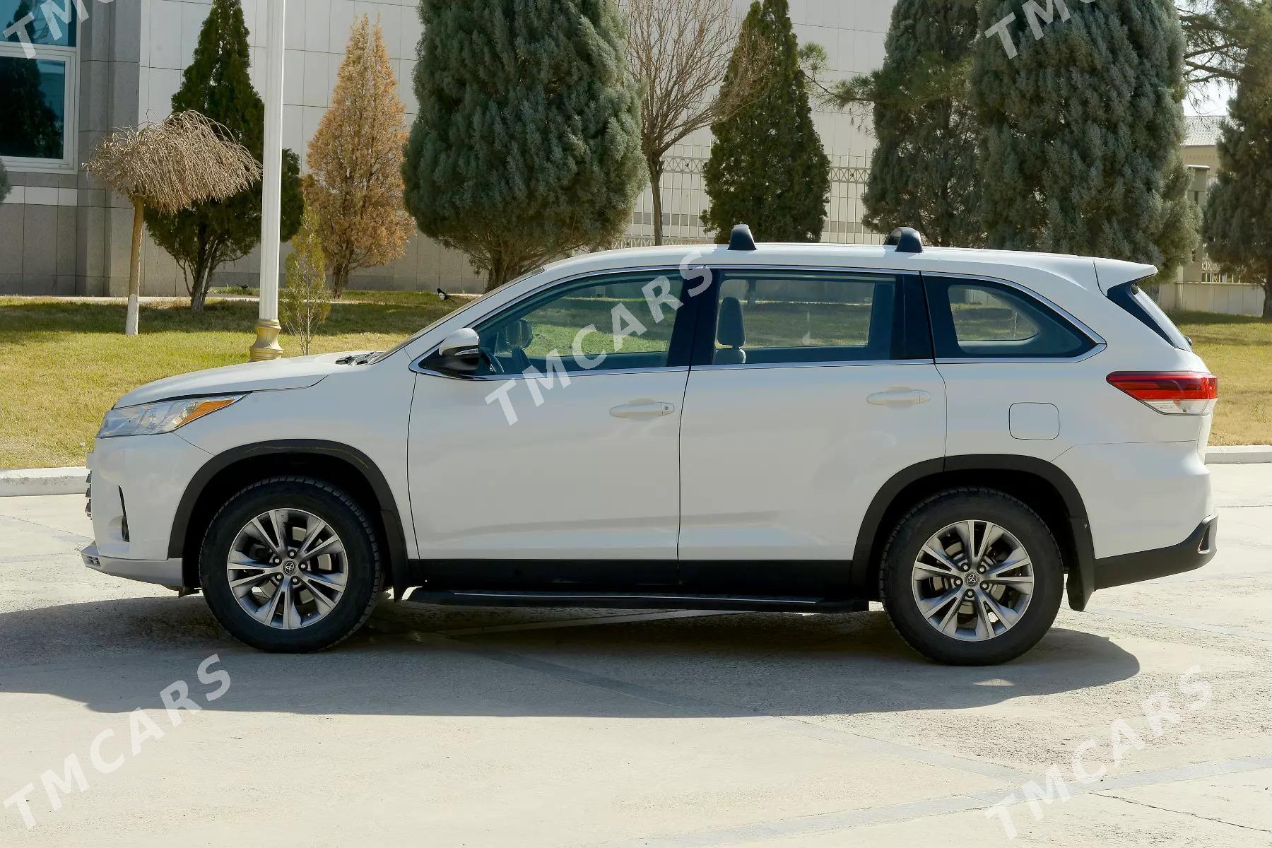 Toyota Highlander 2019 - 400 000 TMT - Мары - img 4