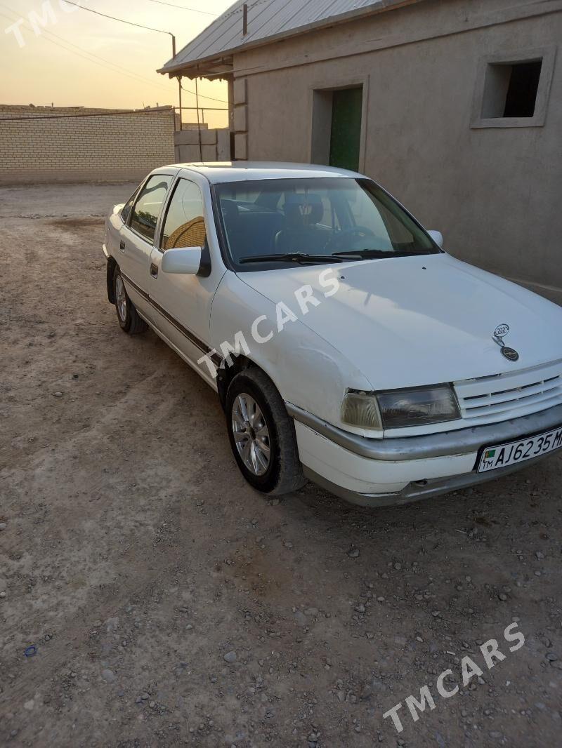 Opel Vectra 1992 - 18 000 TMT - Мары - img 2