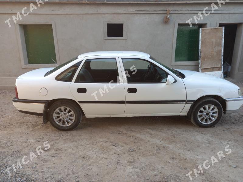 Opel Vectra 1992 - 18 000 TMT - Mary - img 8