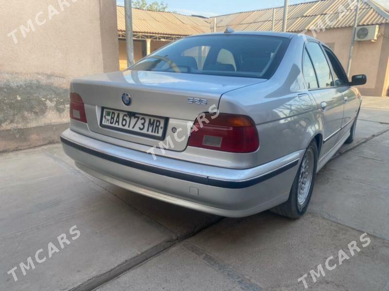 BMW 528 2000 - 70 000 TMT - Векильбазар - img 2