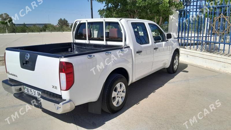 Nissan Navara 2009 - 152 000 TMT - Gyzylarbat - img 3