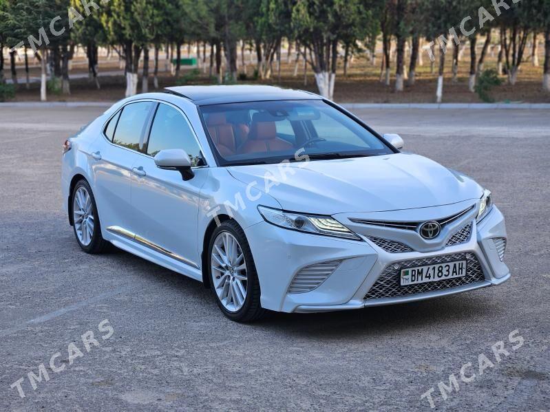 Toyota Camry 2018 - 317 000 TMT - Ашхабад - img 3