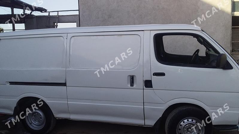 Toyota Hiace 2000 - 85 000 TMT - Дашогуз - img 3