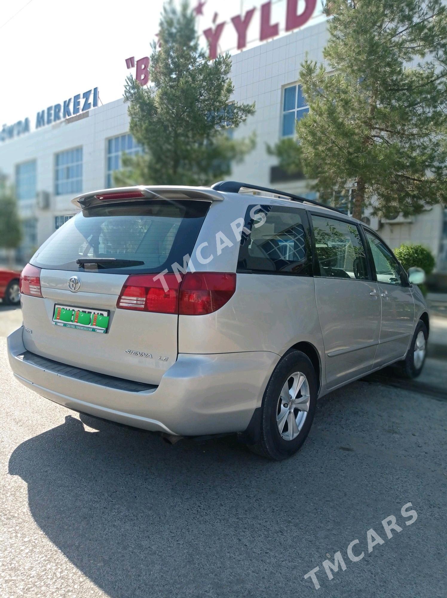 Toyota Sienna 2004 - 200 000 TMT - Мары - img 4