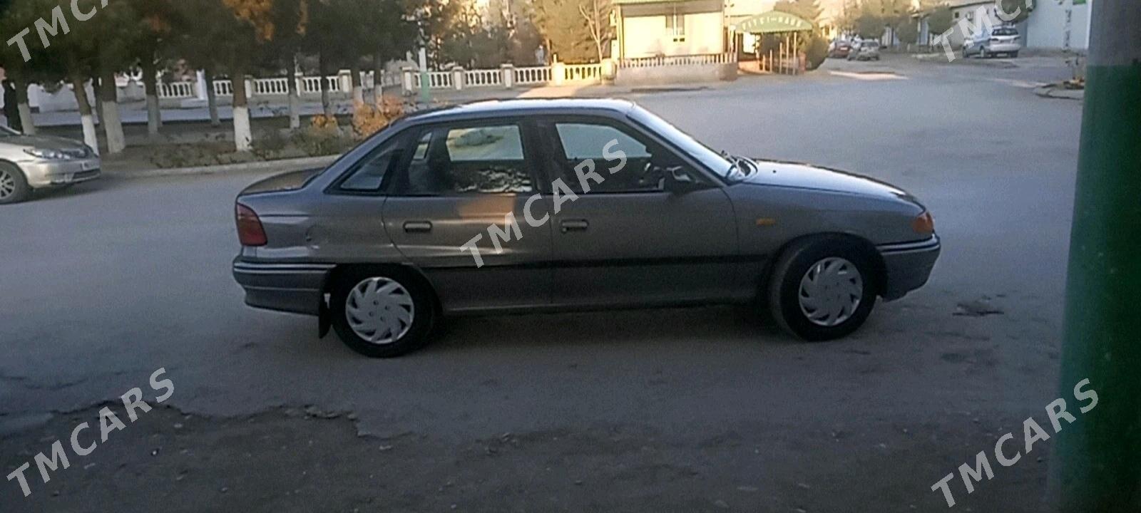 Opel Astra 1993 - 28 000 TMT - Достлук - img 4
