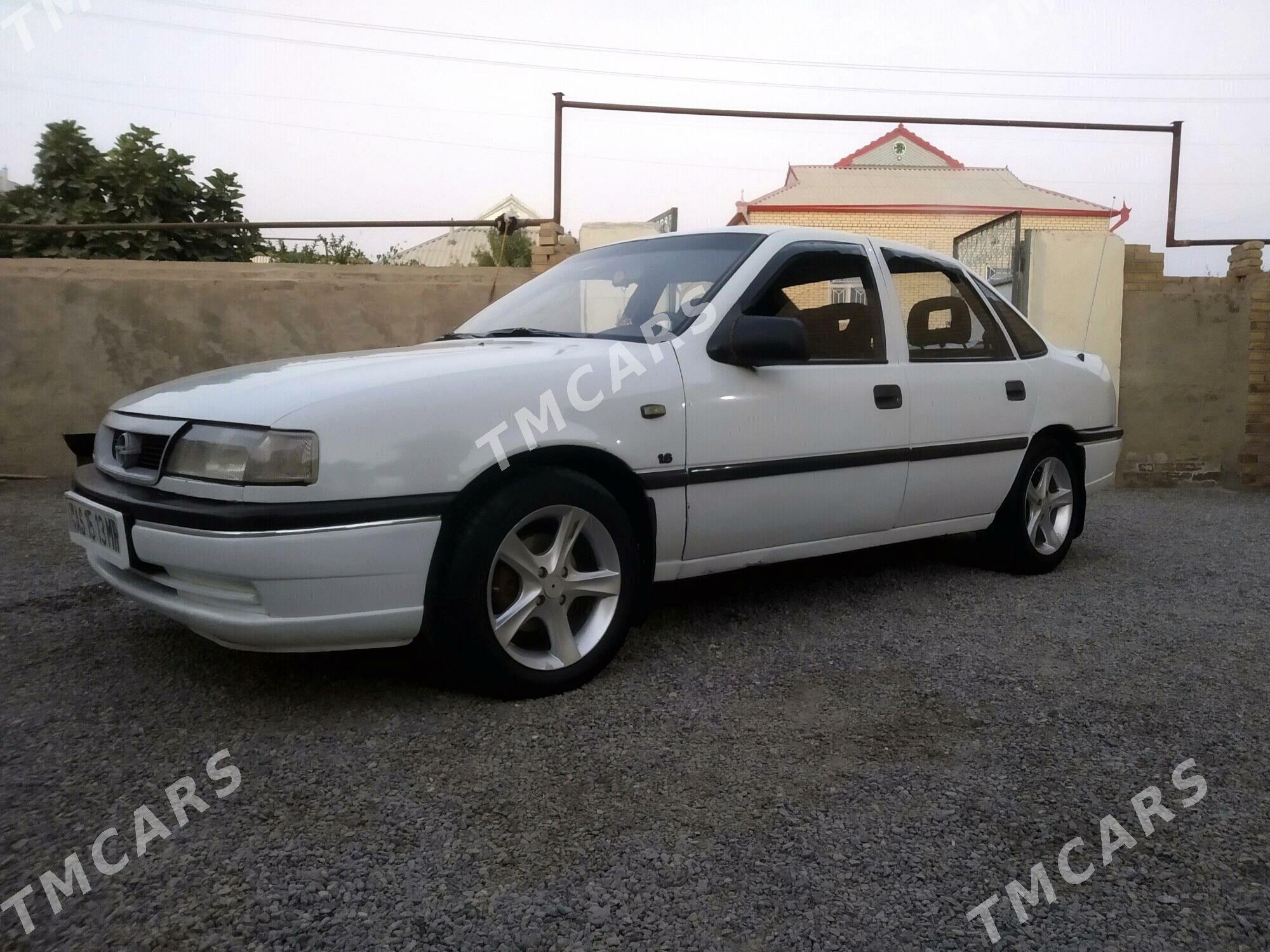 Opel Vectra 1995 - 32 000 TMT - Сакарчага - img 4