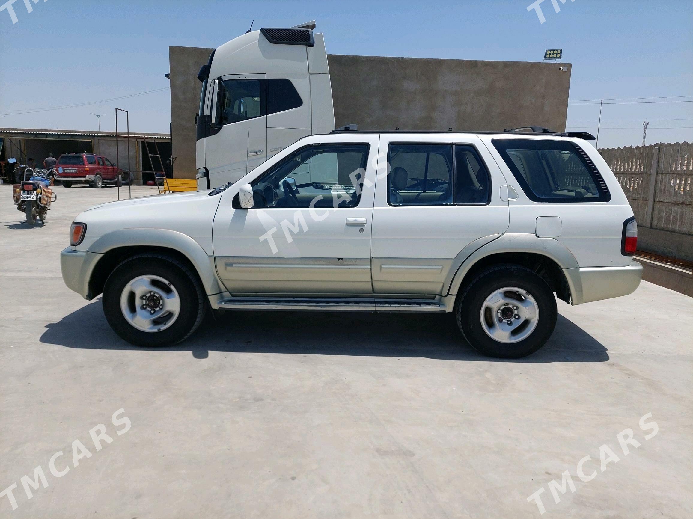 Infiniti QX4 1997 - 65 000 TMT - Этрек - img 3