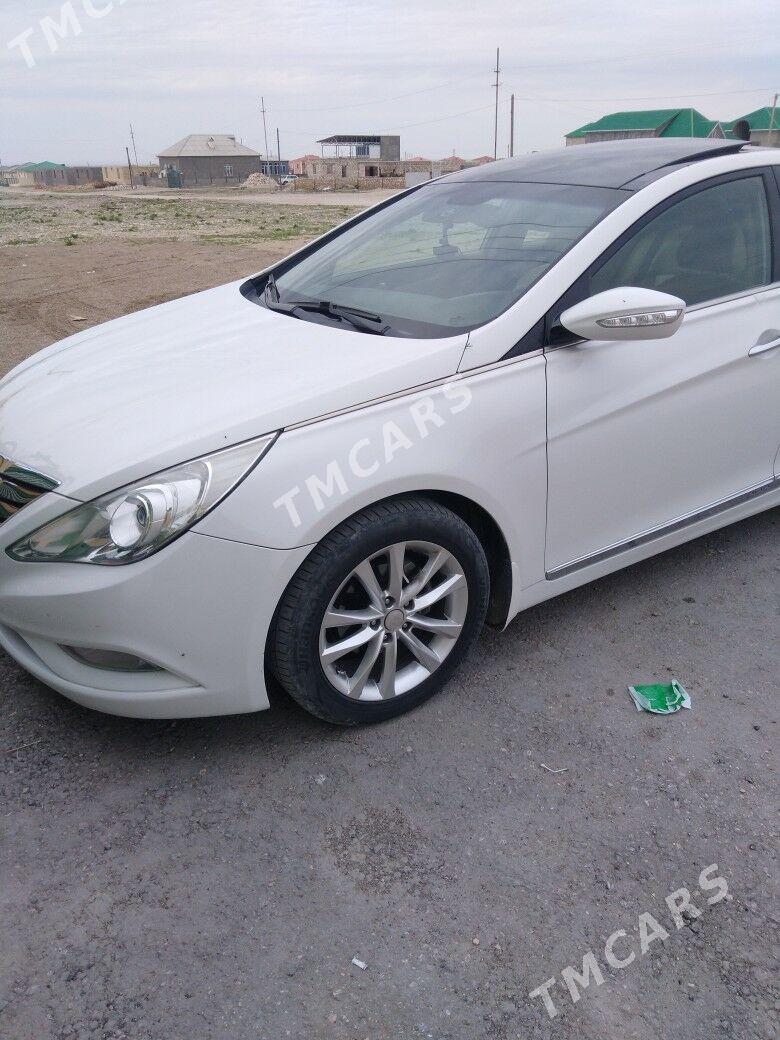 Hyundai Sonata 2011 - 145 000 TMT - Балканабат - img 6