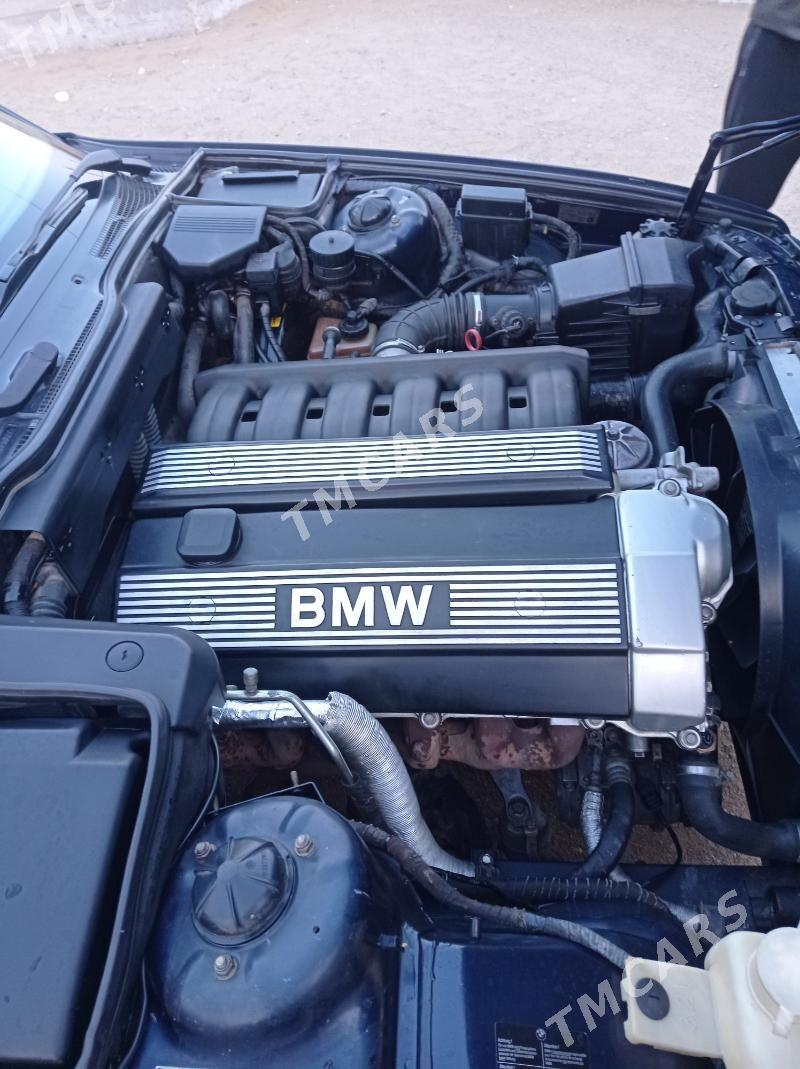 BMW 525 1990 - 80 000 TMT - Гумдаг - img 5