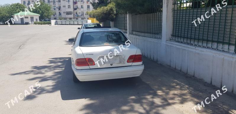 Mercedes-Benz E320 1997 - 55 000 TMT - Aşgabat - img 2