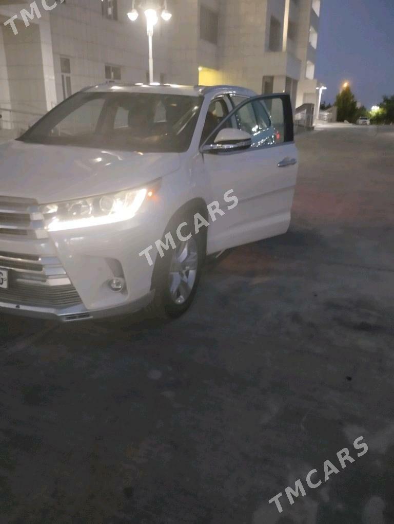 Toyota Highlander 2018 - 555 000 TMT - Ашхабад - img 3