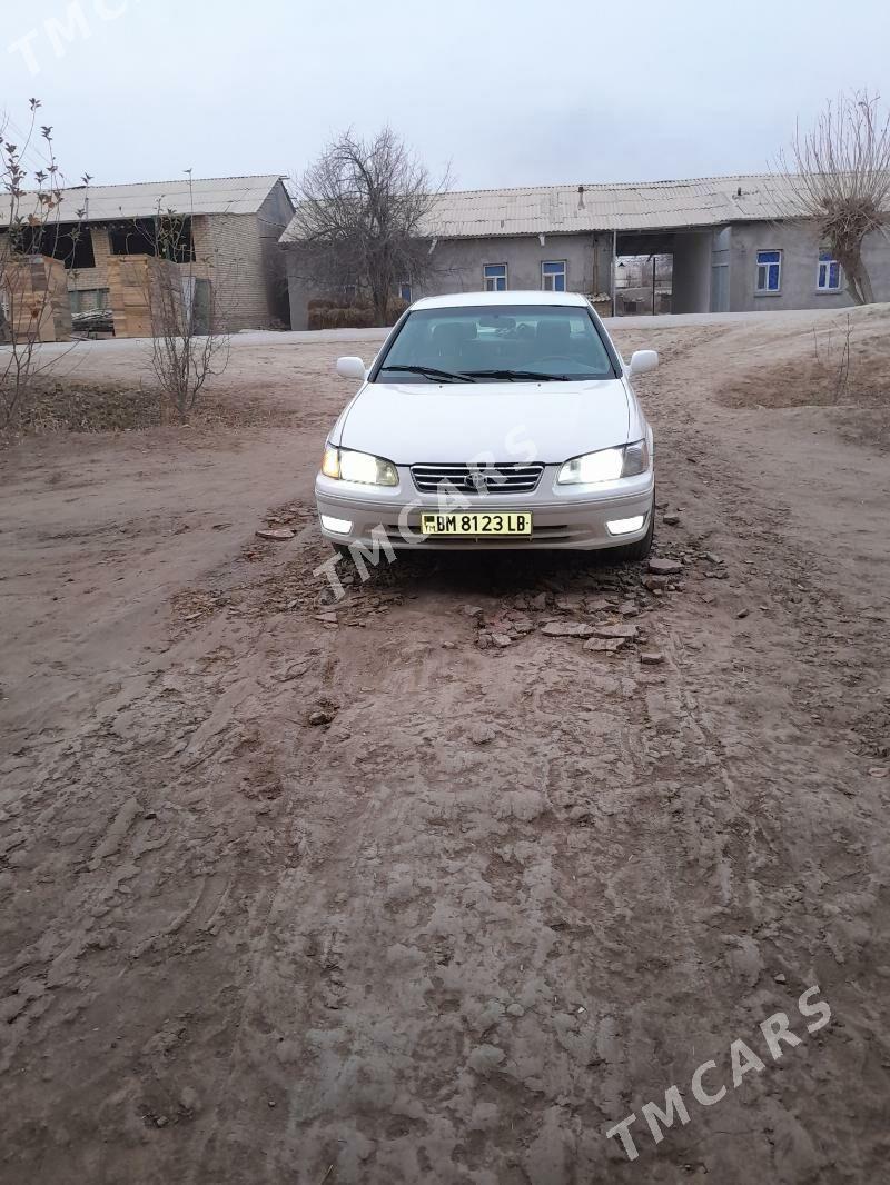 Toyota Camry 2000 - 98 000 TMT - Халач - img 6