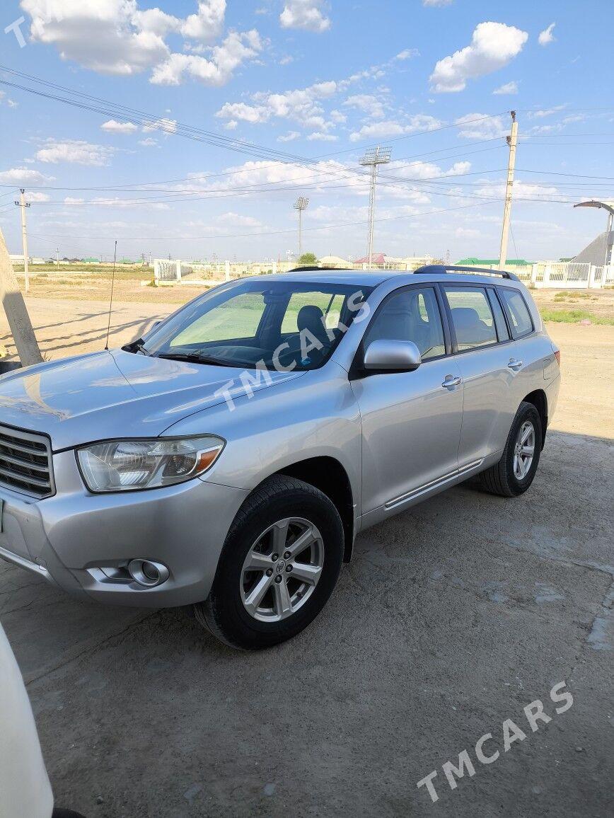 Toyota Highlander 2010 - 230 000 TMT - Baýramaly - img 3