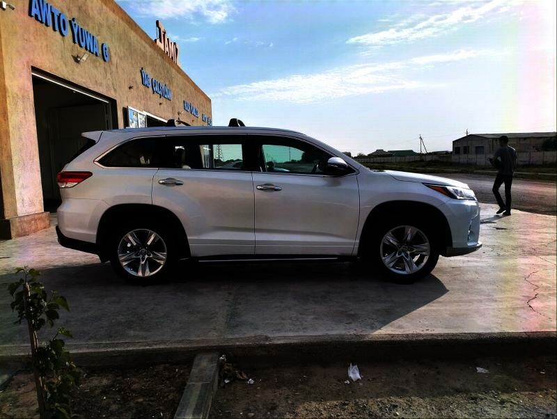 Toyota Highlander 2019 - 480 000 TMT - Baýramaly - img 4