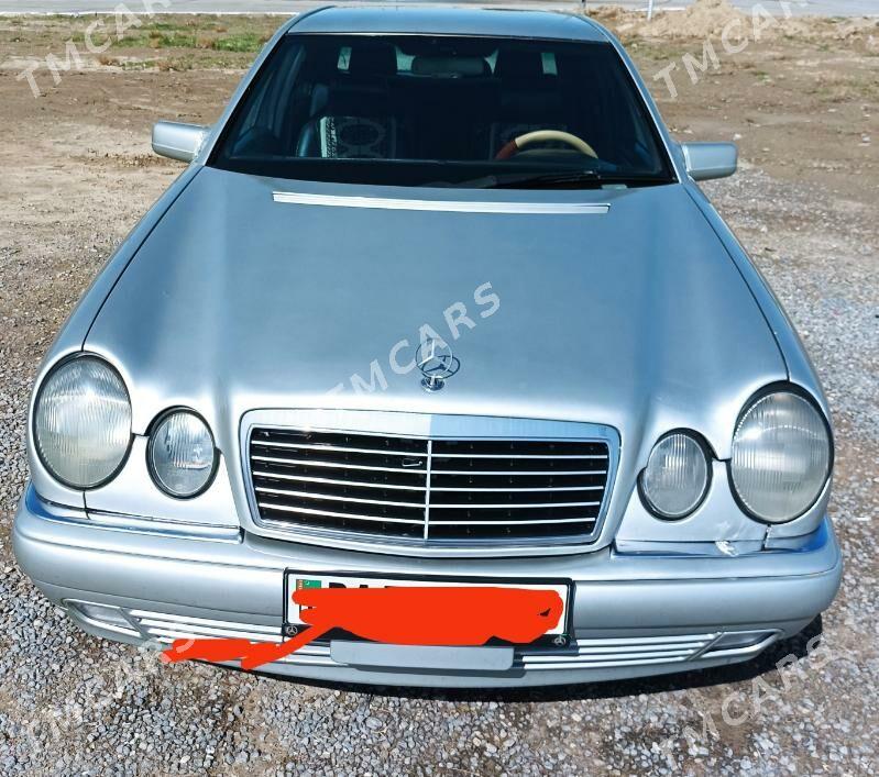 Mercedes-Benz E320 1997 - 80 000 TMT - Берекет - img 2