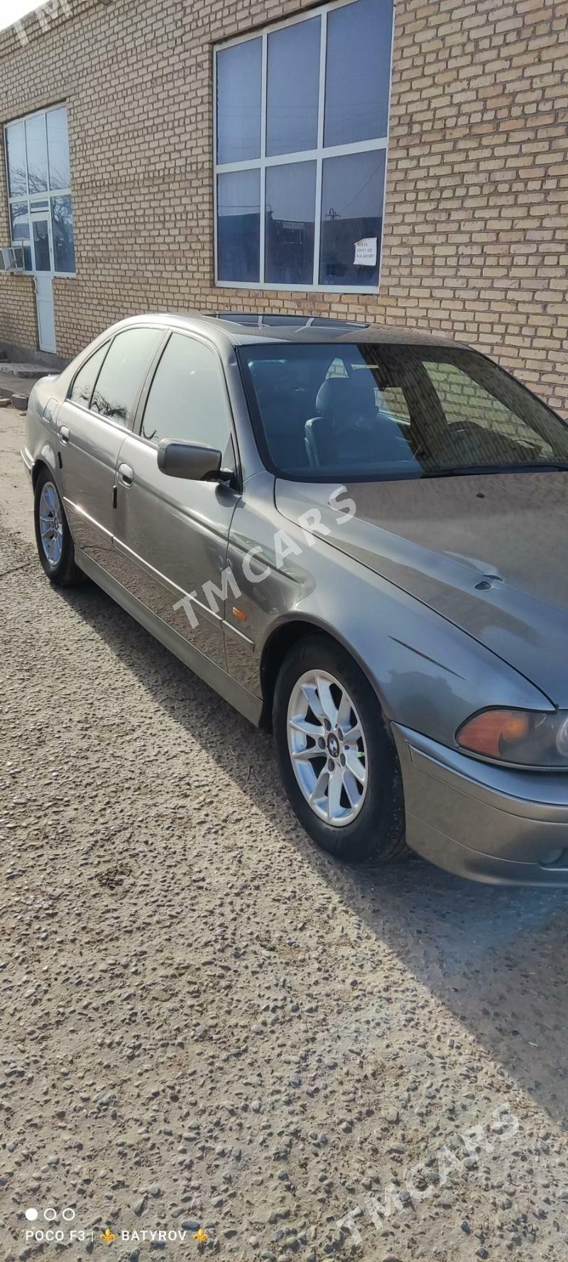 BMW 530 2003 - 125 000 TMT - Дянев - img 2