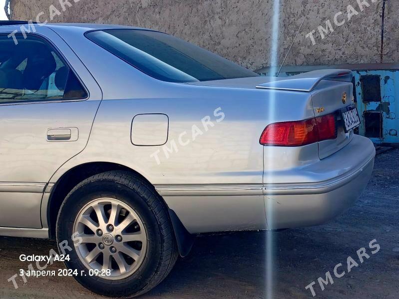 Toyota Camry 2000 - 140 000 TMT - Магданлы - img 5