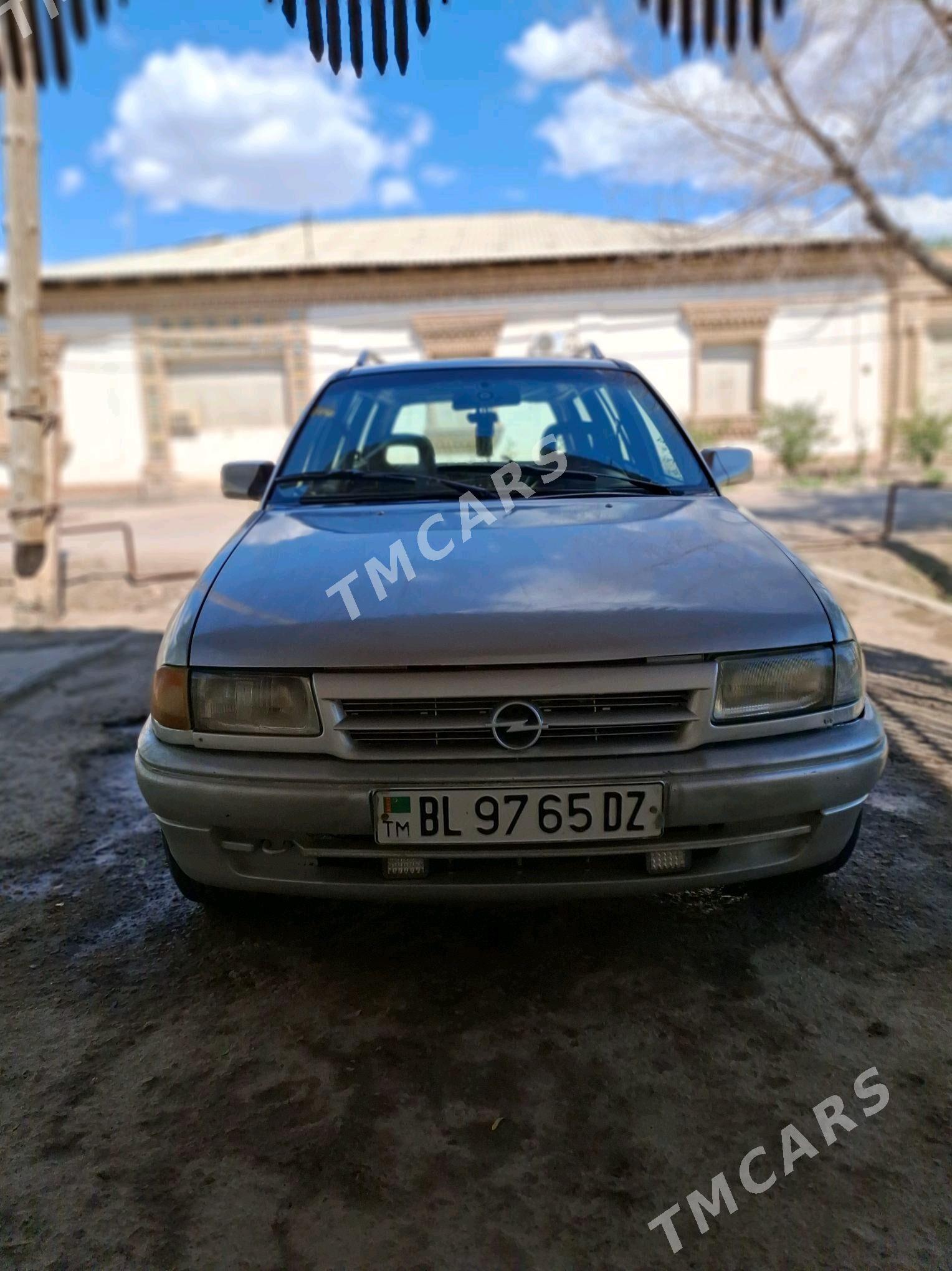 Opel Astra 1993 - 22 000 TMT - Gubadag - img 5