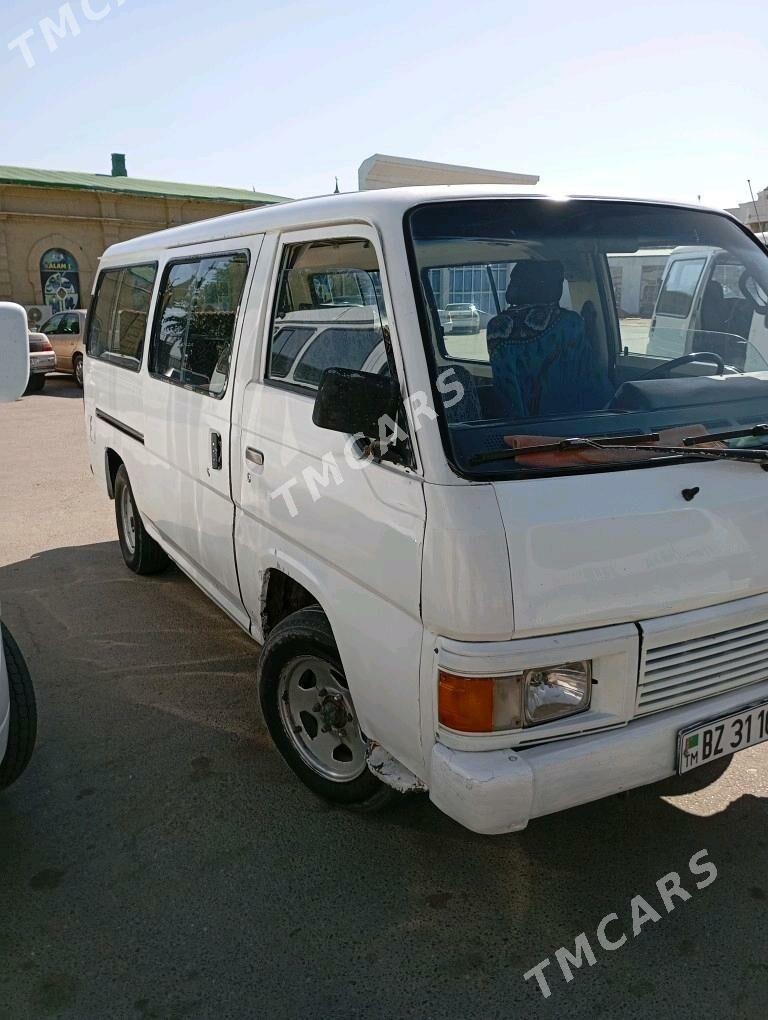 Toyota Hiace 1992 - 35 000 TMT - Мургап - img 2