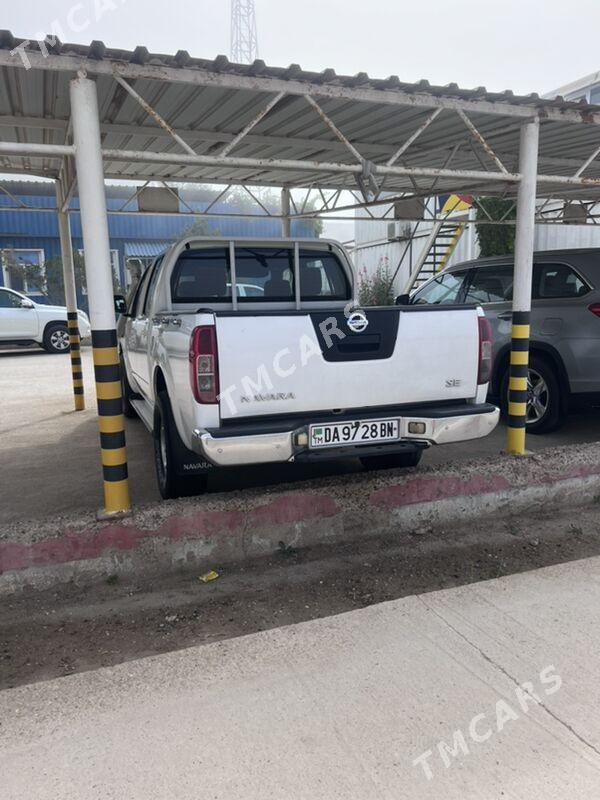 Nissan Navara 2012 - 170 000 TMT - Türkmenbaşy - img 2