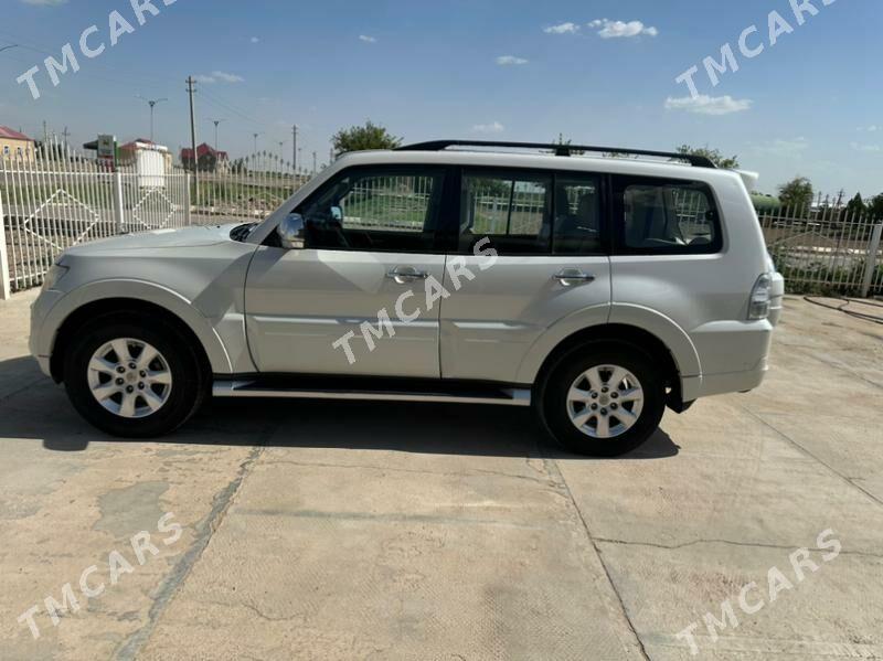 Mitsubishi Pajero 2013 - 290 000 TMT - Байрамали - img 3